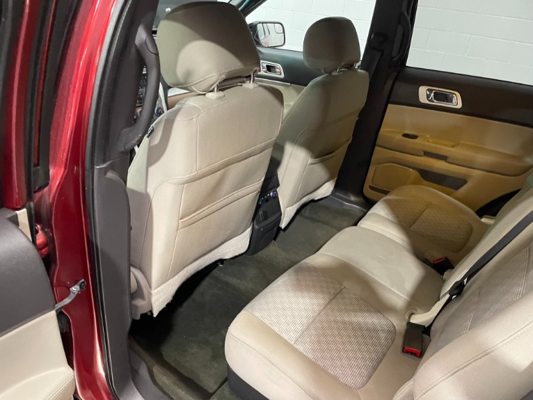 Used-2013-Ford-Explorer-XLT-AWD