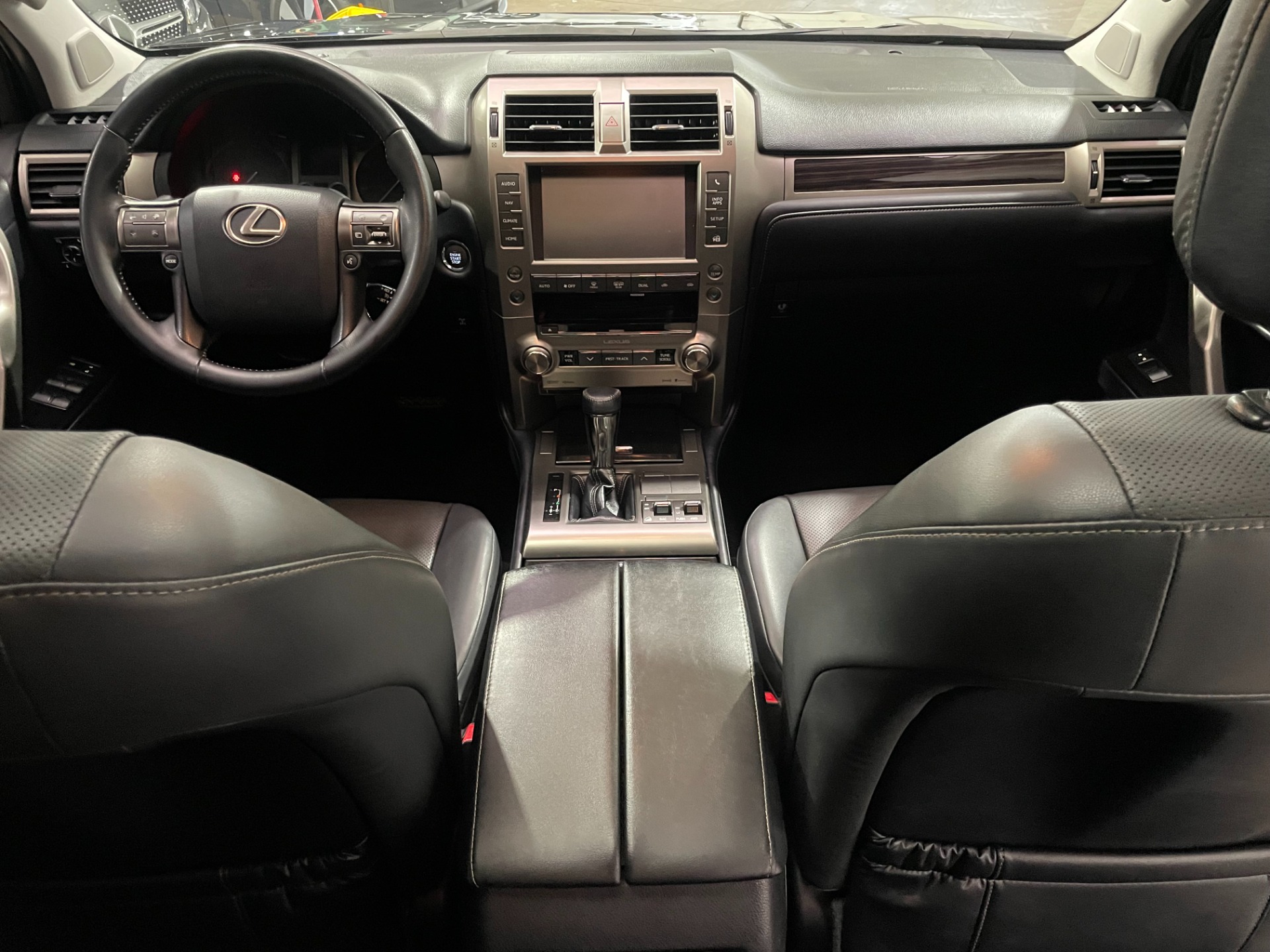 Used-2016-Lexus-GX-460-AWD