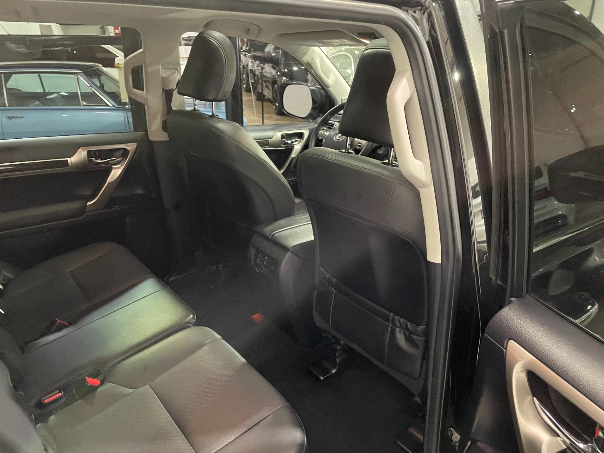 Used-2016-Lexus-GX-460-AWD