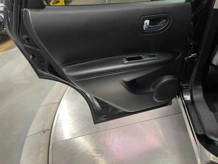 Used-2010-Nissan-Rogue-SL-FWD