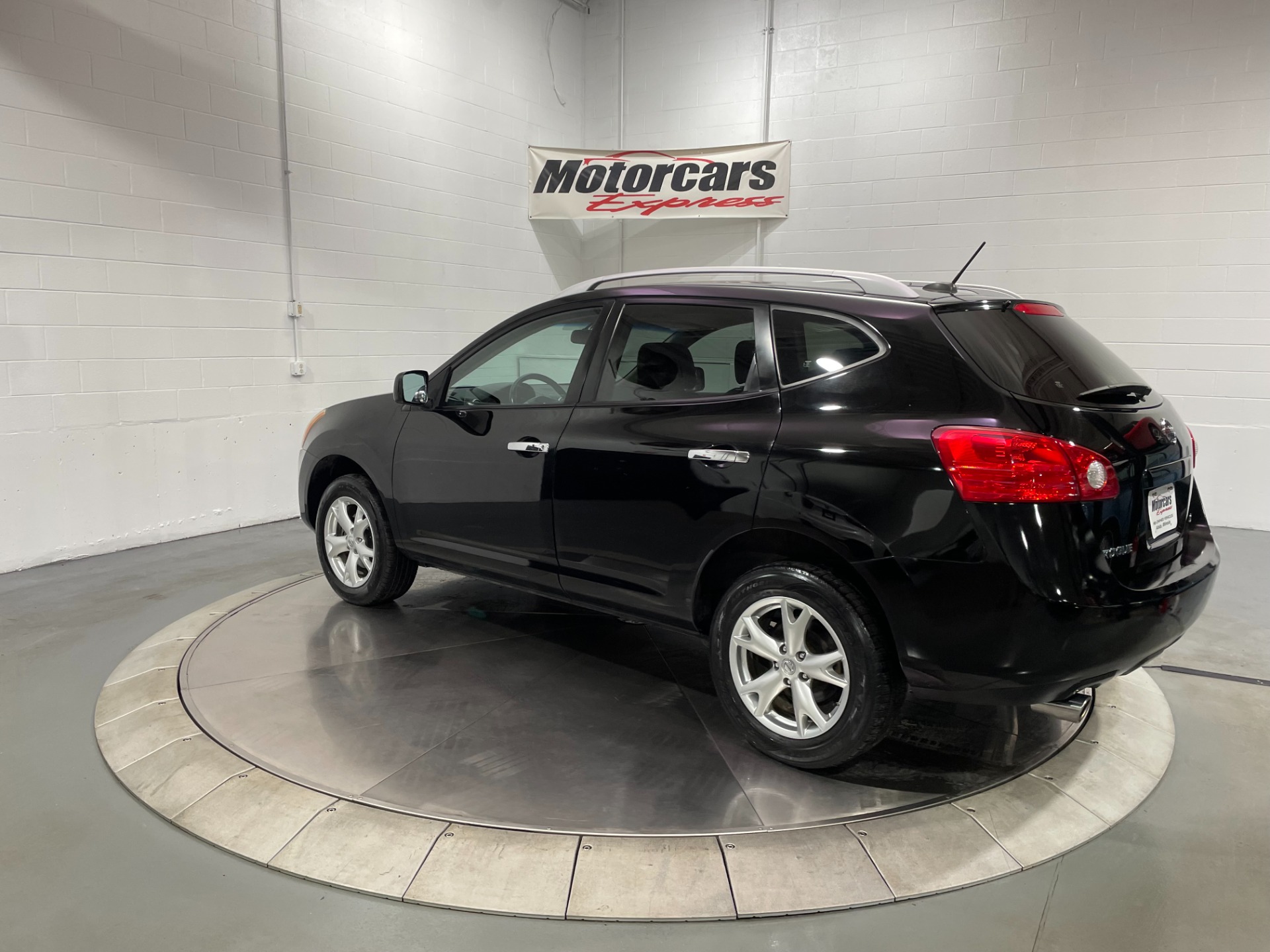 Used-2010-Nissan-Rogue-SL-FWD
