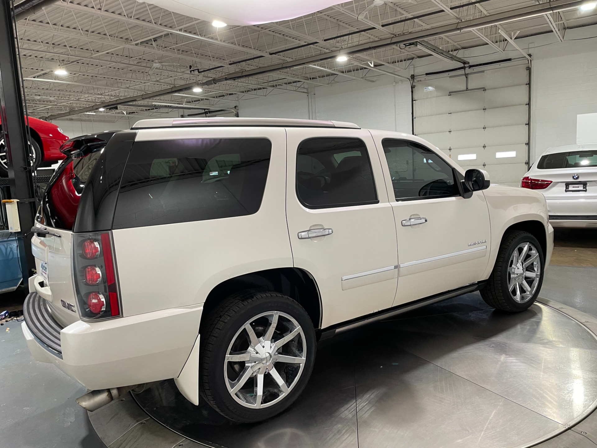 Used-2010-GMC-Yukon-Denali-AWD