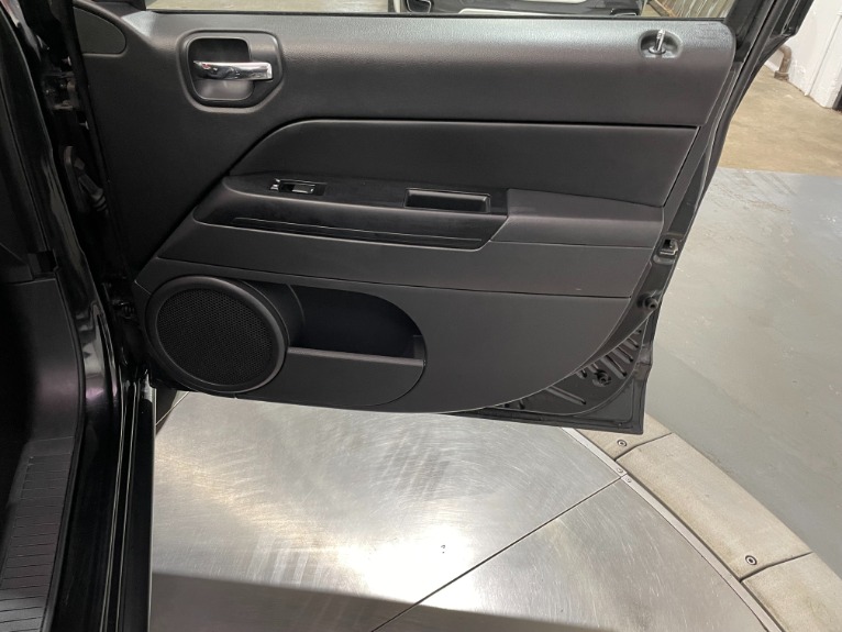 Used-2011-Jeep-Compass-Sport-FWD