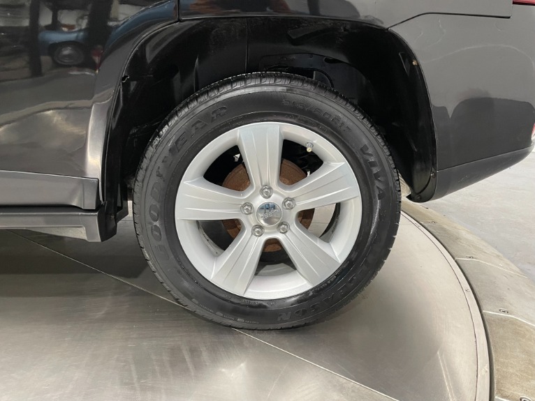 Used-2011-Jeep-Compass-Sport-FWD