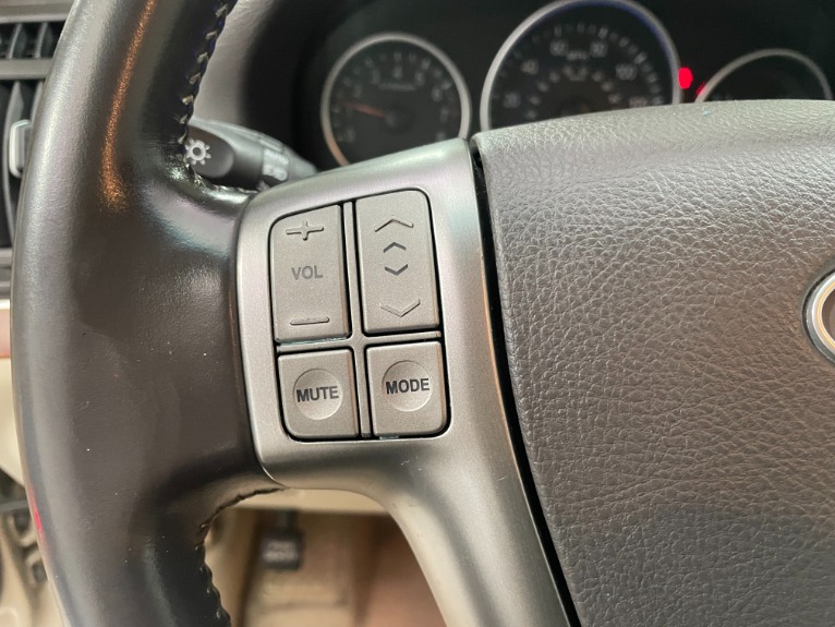 Used-2007-Hyundai-Veracruz-Limited-FWD