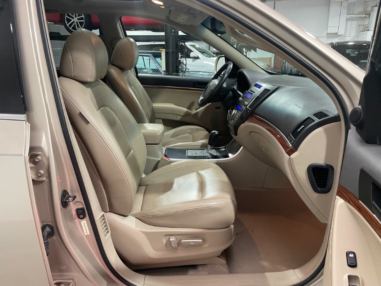 Used-2007-Hyundai-Veracruz-Limited-FWD