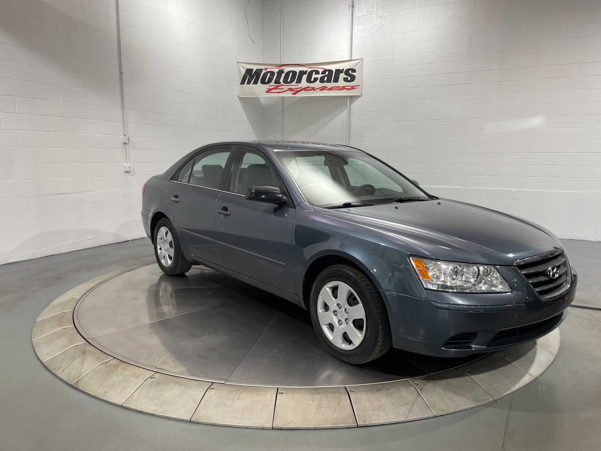 Used-2010-Hyundai-Sonata-GLS