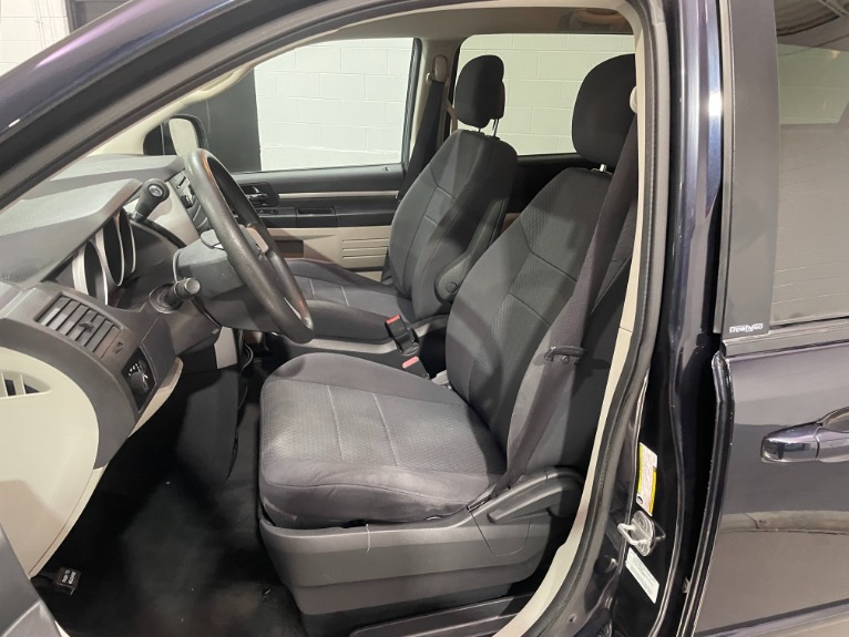 Used-2010-Dodge-Grand-Caravan-SE-FWD