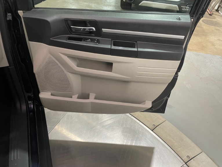 Used-2010-Dodge-Grand-Caravan-SE-FWD