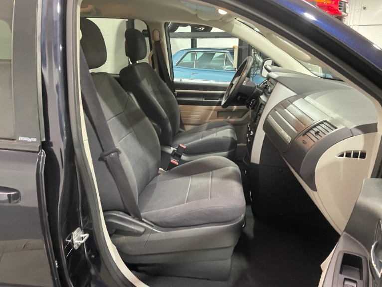Used-2010-Dodge-Grand-Caravan-SE-FWD