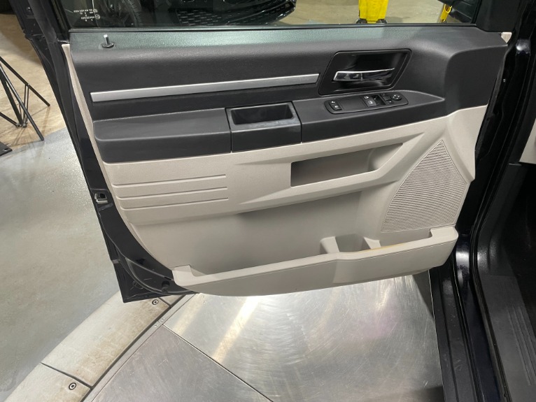 Used-2010-Dodge-Grand-Caravan-SE-FWD