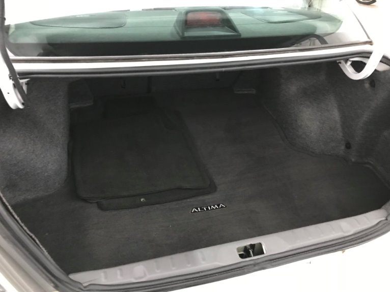Used-2006-Nissan-Altima-25-S-4dr-Sedan-w/Automatic