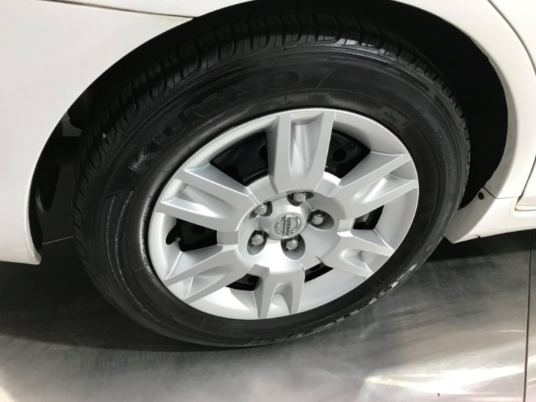 Used-2006-Nissan-Altima-25-S-4dr-Sedan-w/Automatic