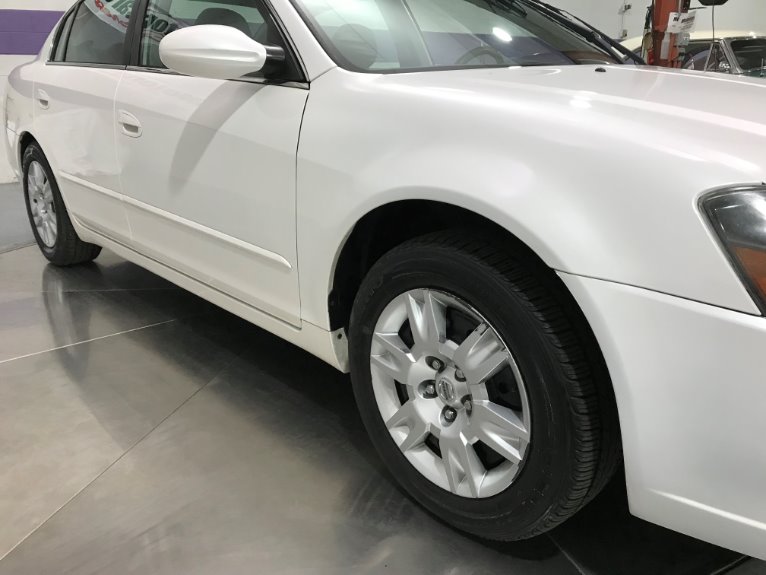 Used-2006-Nissan-Altima-25-S-4dr-Sedan-w/Automatic