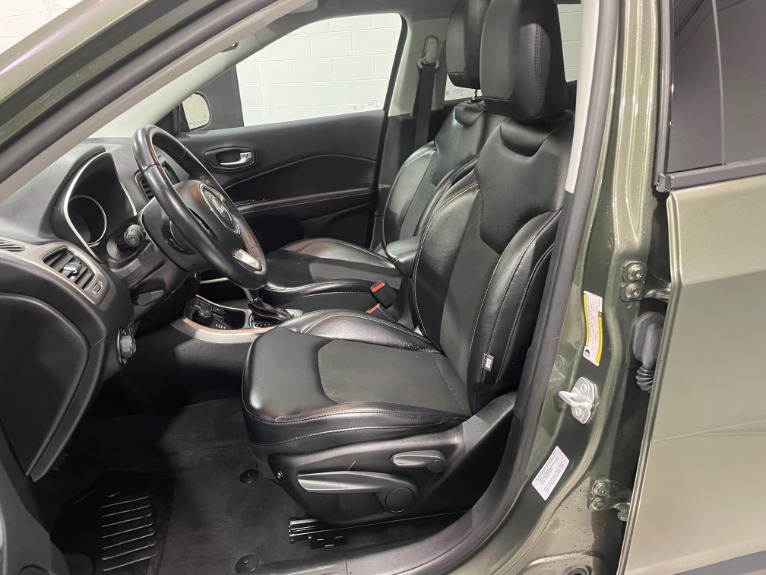 Used-2017-Jeep-Compass-Latitude-4X4