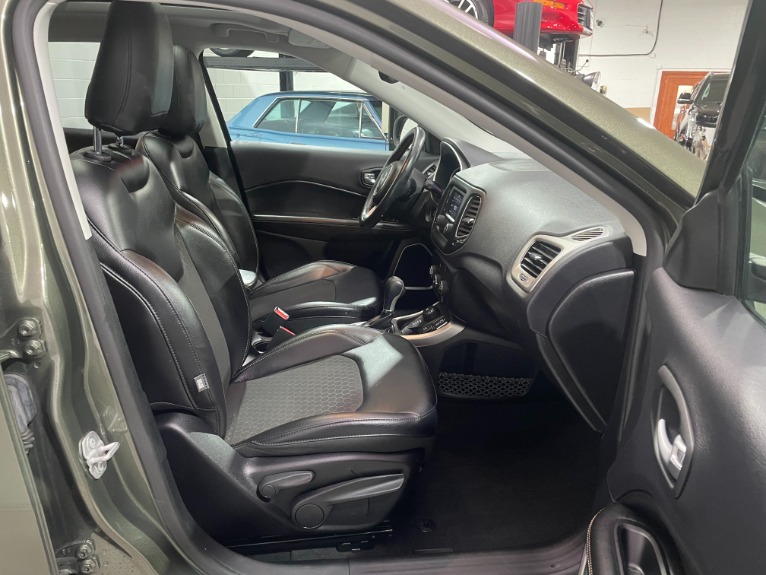 Used-2017-Jeep-Compass-Latitude-4X4