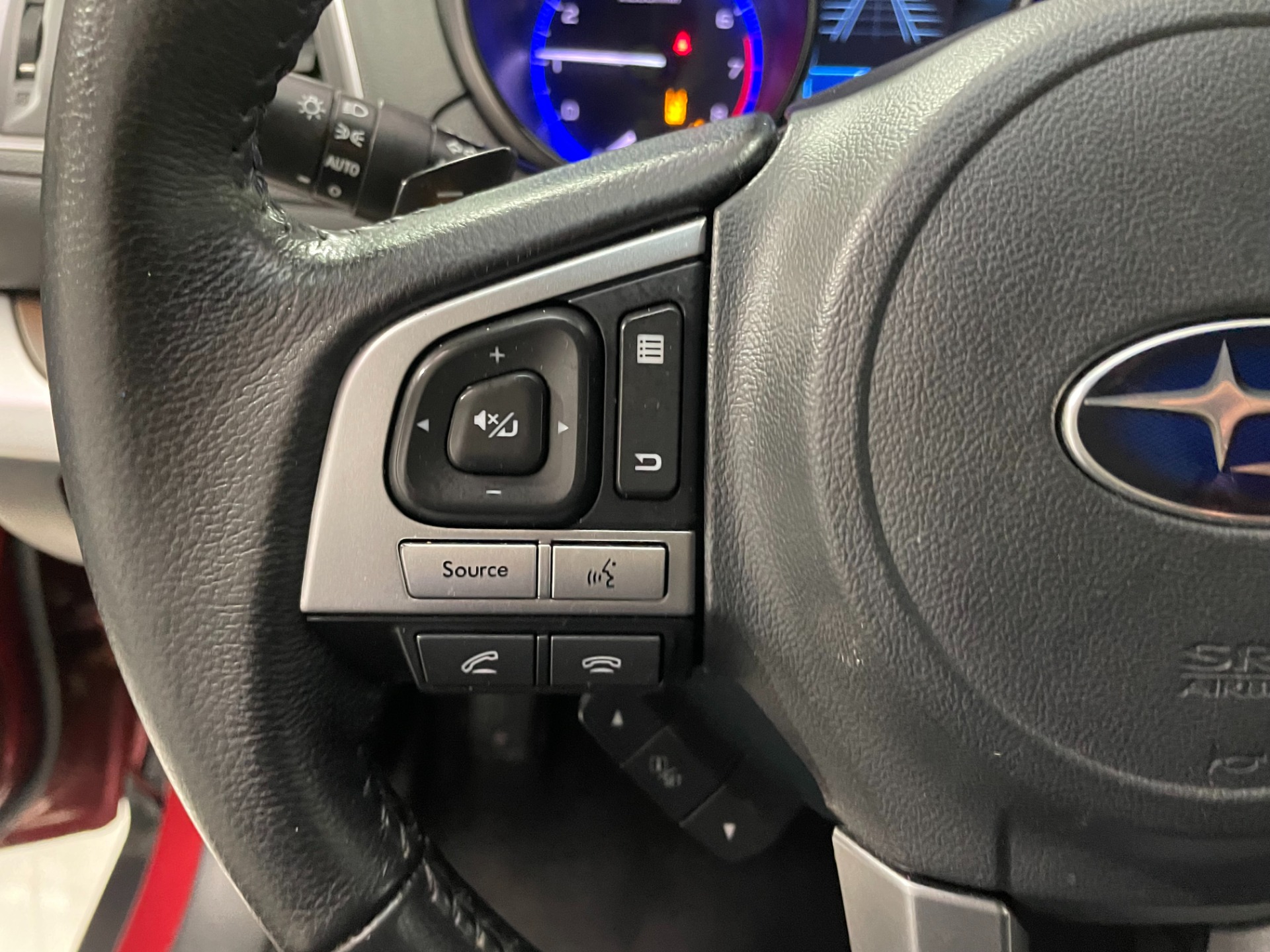 Used-2017-Subaru-Outback-36R-Limited-AWD