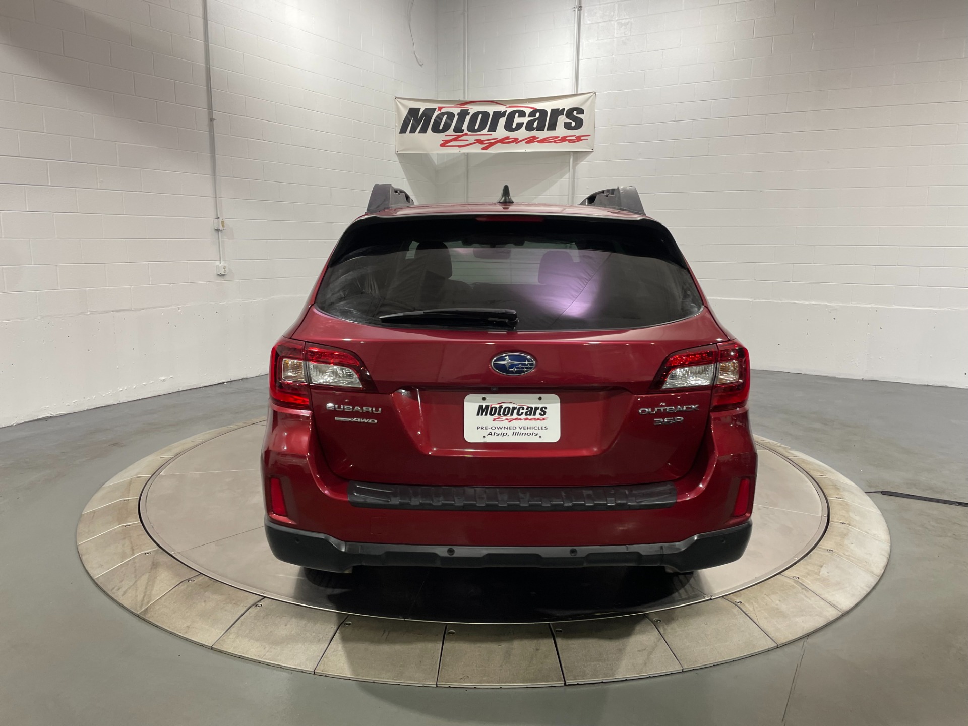 Used-2017-Subaru-Outback-36R-Limited-AWD