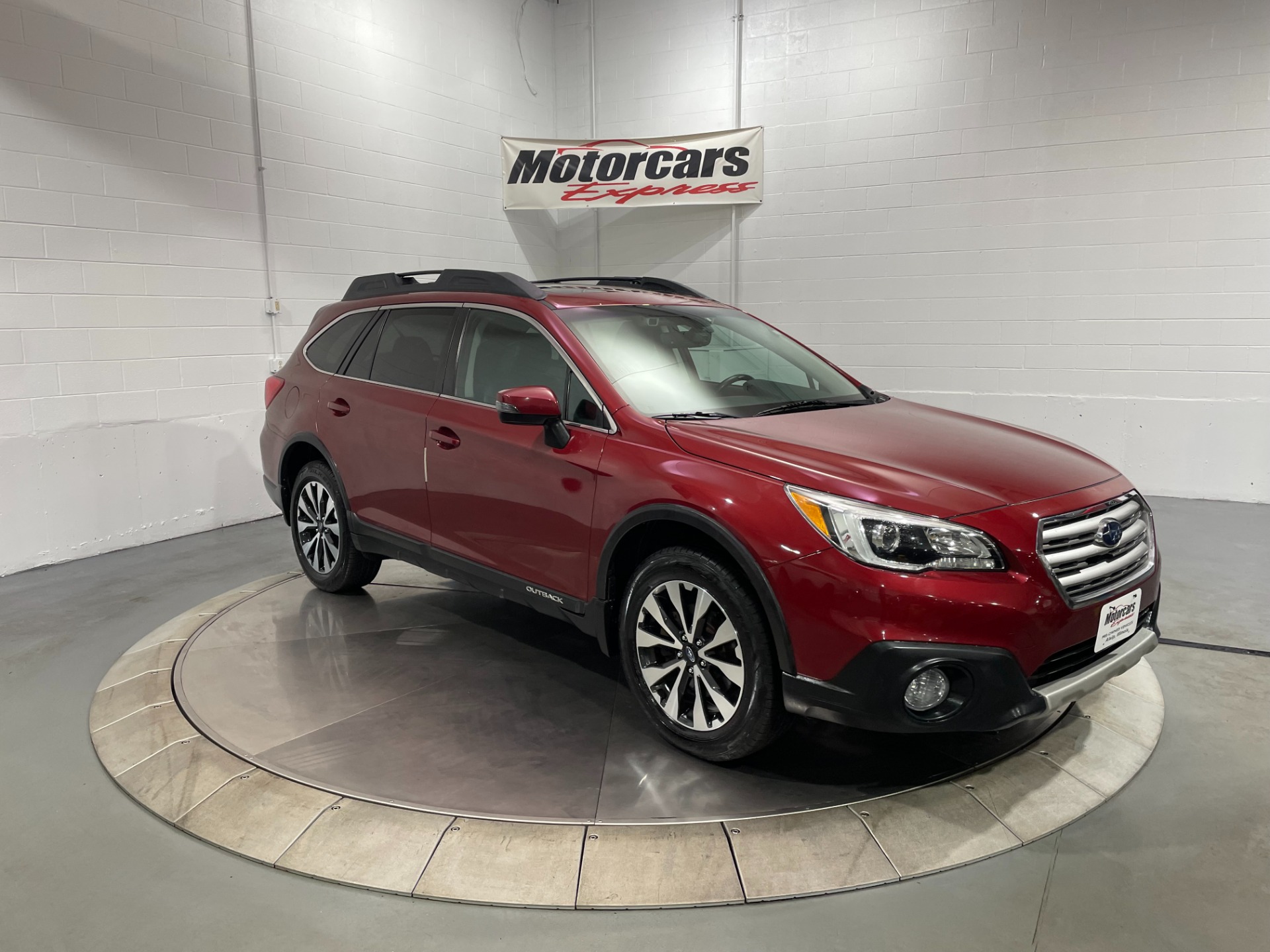 Used-2017-Subaru-Outback-36R-Limited-AWD