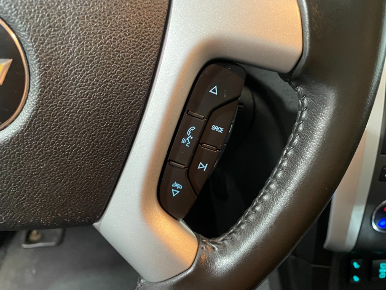 Used-2012-Chevrolet-Traverse-LT-FWD