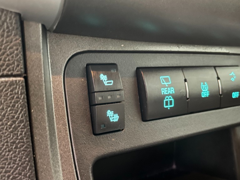 Used-2012-Chevrolet-Traverse-LT-FWD