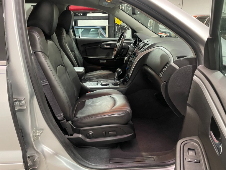 Used-2012-Chevrolet-Traverse-LT-FWD