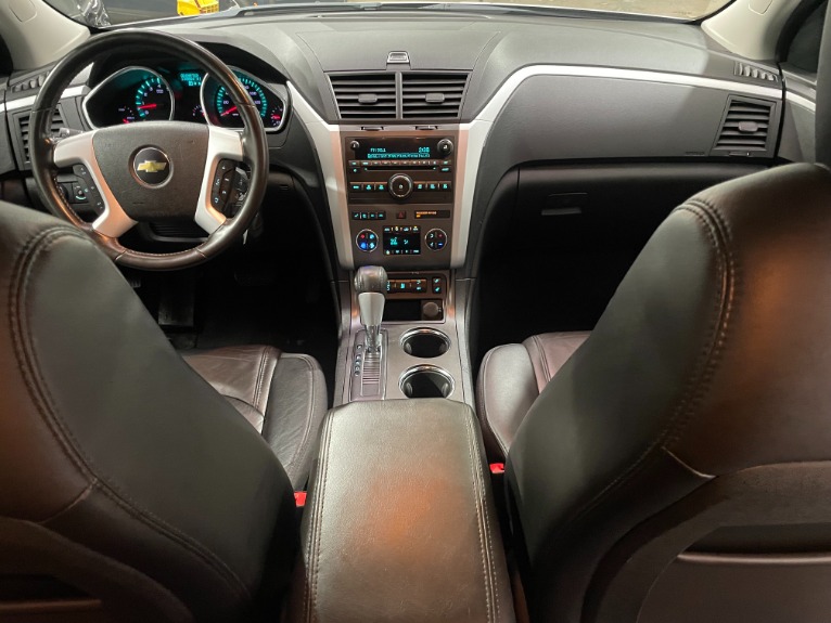 Used-2012-Chevrolet-Traverse-LT-FWD