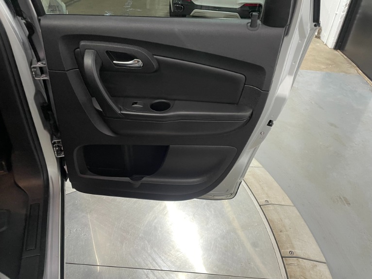 Used-2012-Chevrolet-Traverse-LT-FWD