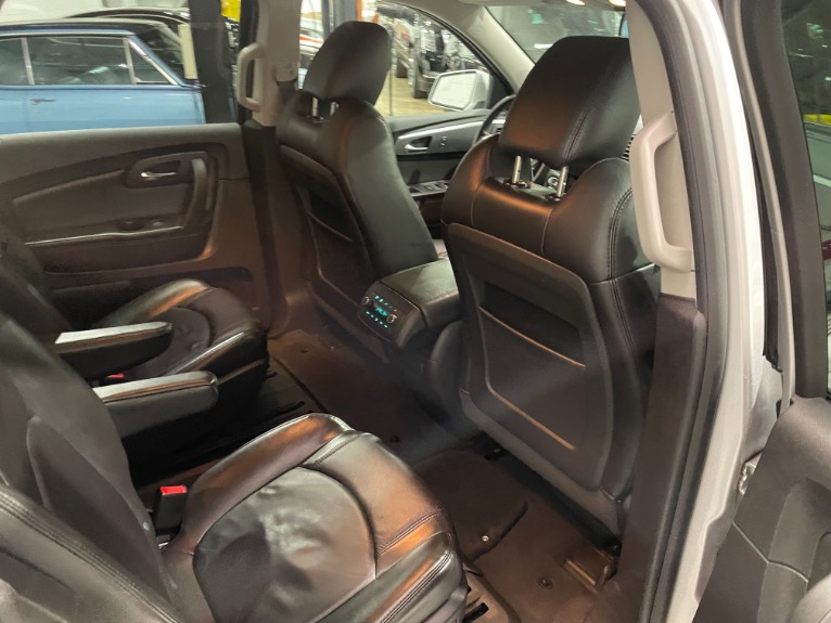 Used-2012-Chevrolet-Traverse-LT-FWD