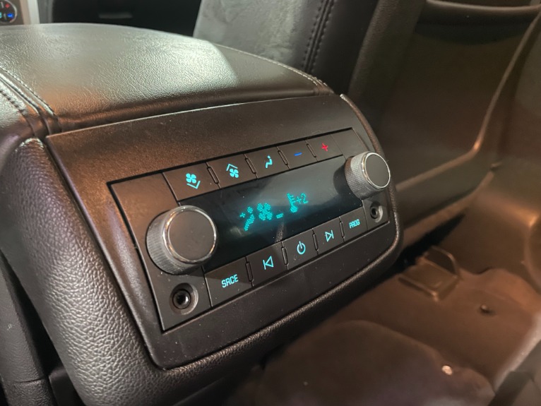 Used-2012-Chevrolet-Traverse-LT-FWD