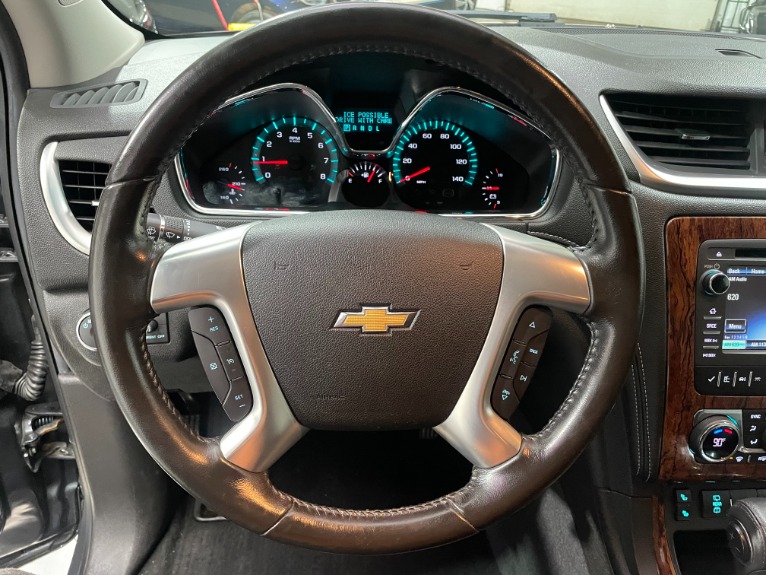 Used-2014-Chevrolet-Traverse-LT-FWD