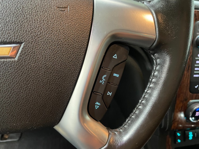 Used-2014-Chevrolet-Traverse-LT-FWD