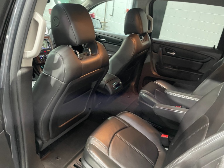 Used-2014-Chevrolet-Traverse-LT-FWD