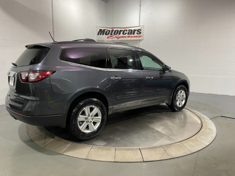 Used-2014-Chevrolet-Traverse-LT-FWD