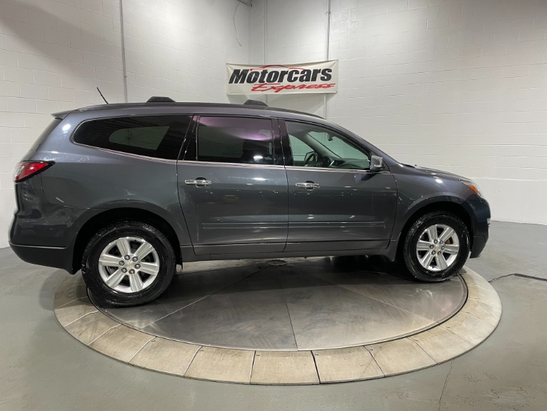 Used-2014-Chevrolet-Traverse-LT-FWD