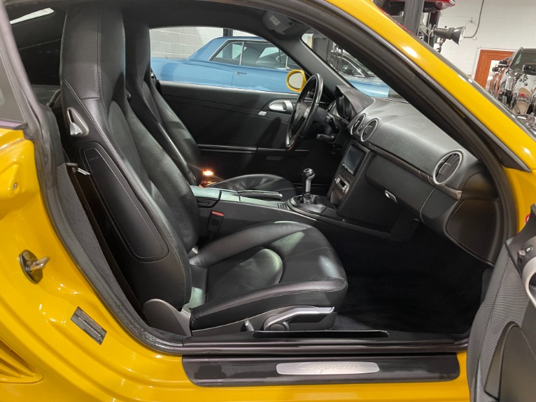 Used-2007-Porsche-Cayman-RWD