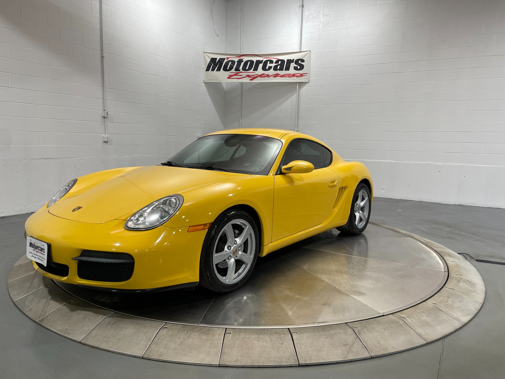Used-2007-Porsche-Cayman-RWD