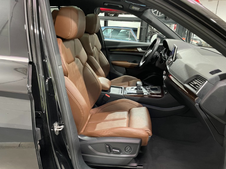 Used-2019-Audi-Q5-20T-quattro-Premium-Plus