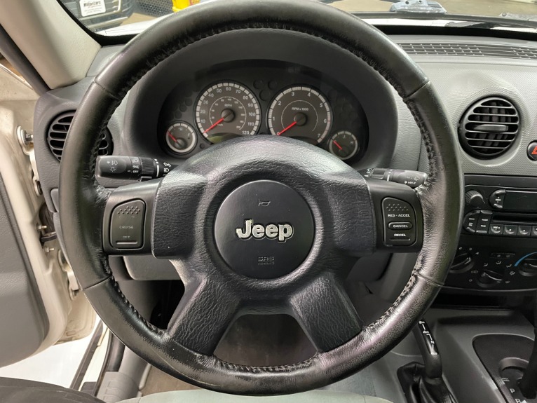 Used-2007-Jeep-Liberty-Sport-4WD