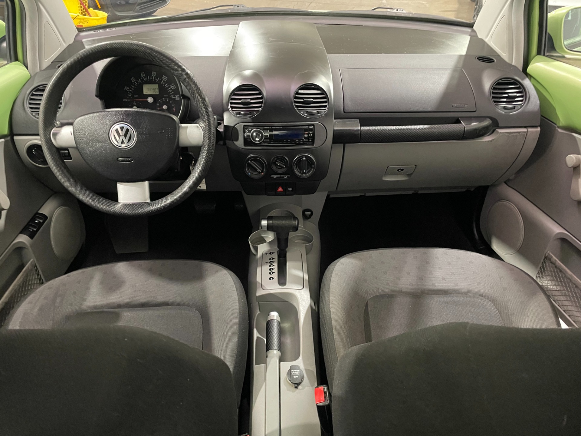 Used-2001-Volkswagen-New-Beetle-GL-FWD