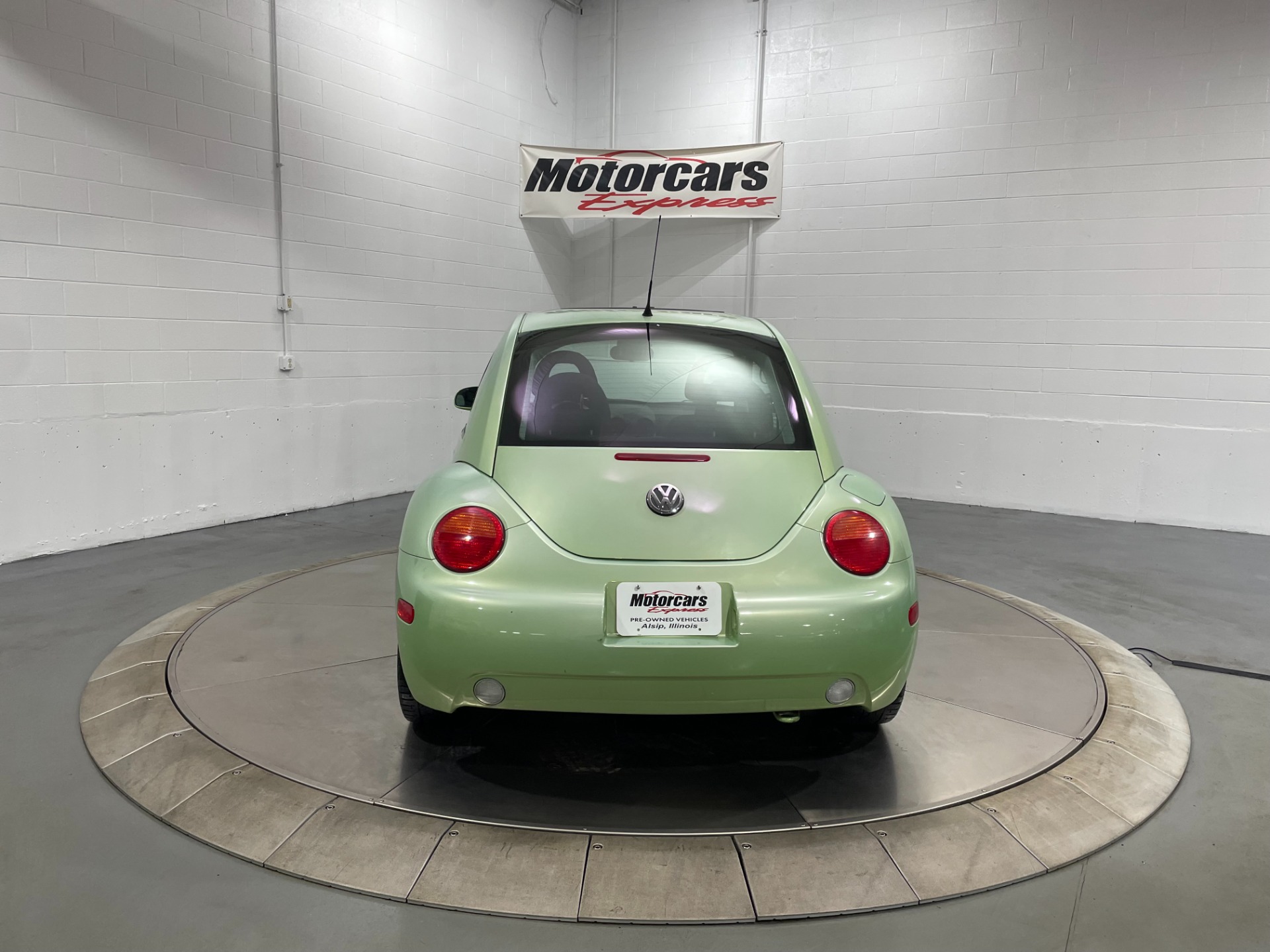 Used-2001-Volkswagen-New-Beetle-GL-FWD