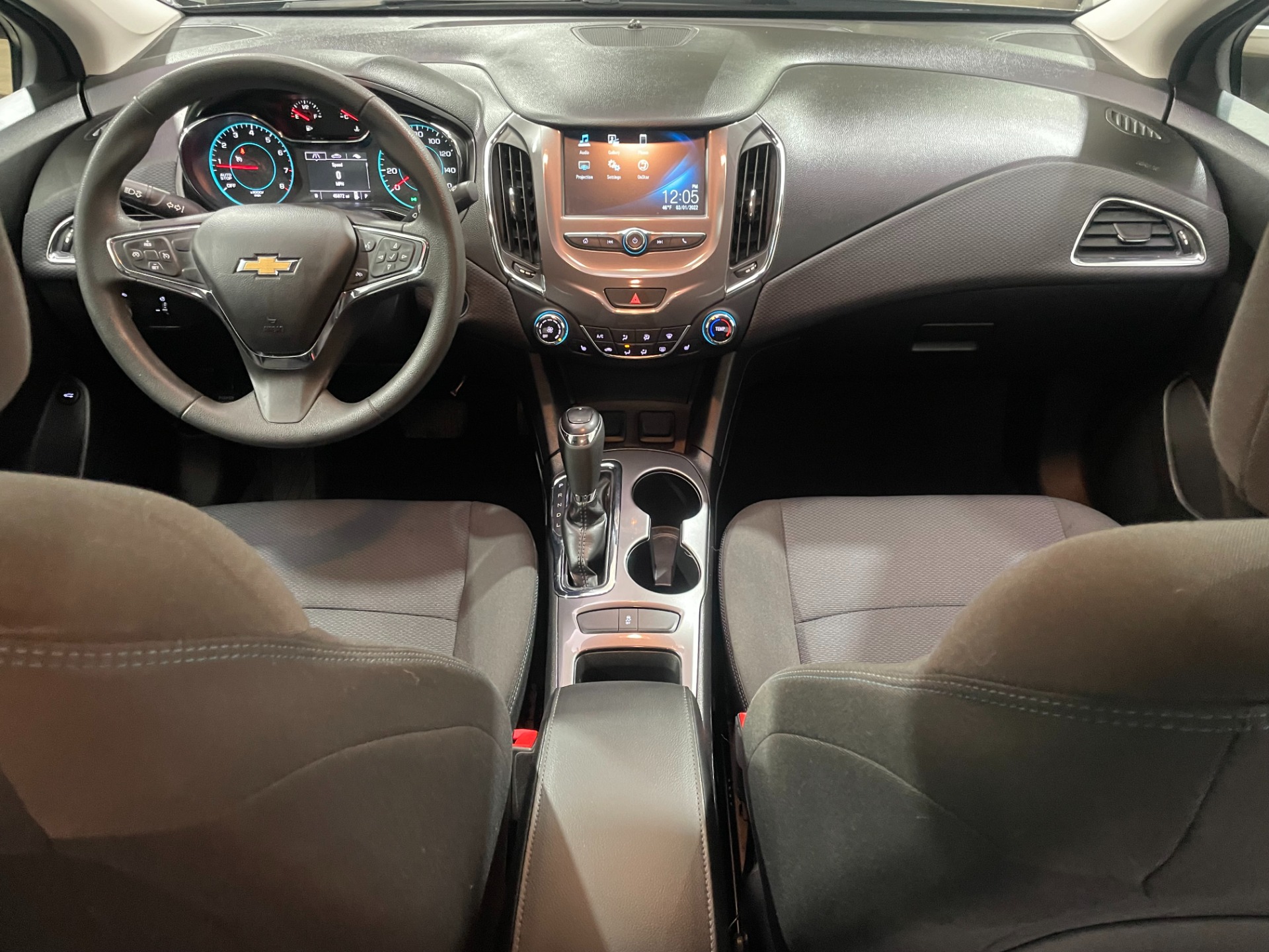 Used-2018-Chevrolet-Cruze-LT-Auto-FWD
