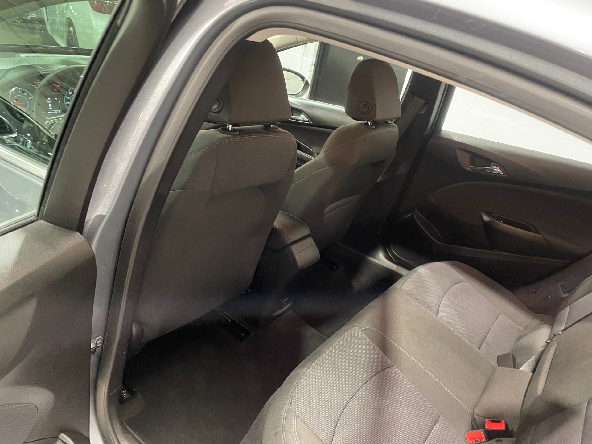 Used-2018-Chevrolet-Cruze-LT-Auto-FWD