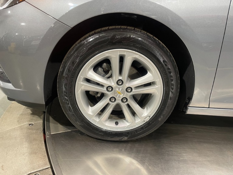 Used-2018-Chevrolet-Cruze-LT-Auto-FWD
