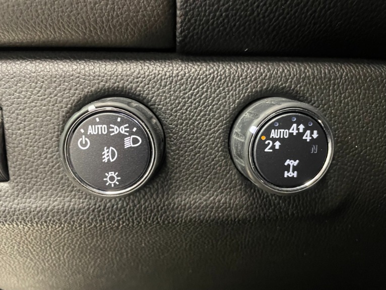 Used-2018-GMC-Canyon-Denali-4x4