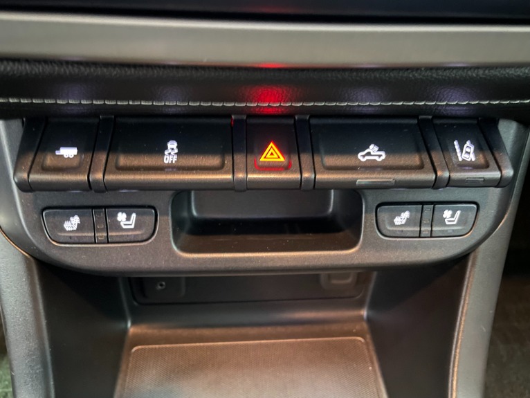 Used-2018-GMC-Canyon-Denali-4x4
