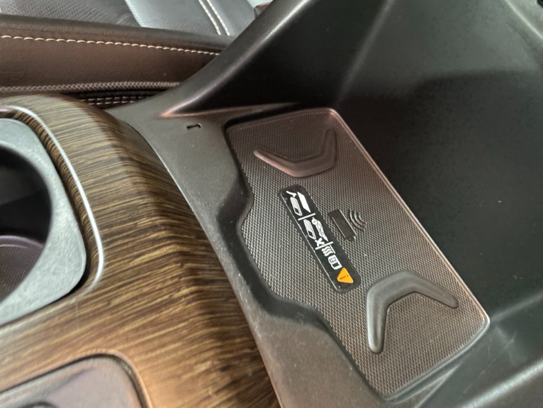 Used-2018-GMC-Canyon-Denali-4x4