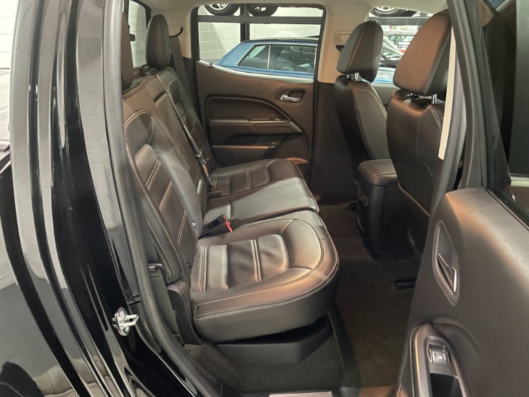 Used-2018-GMC-Canyon-Denali-4x4