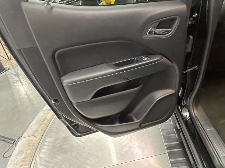 Used-2018-GMC-Canyon-Denali-4x4