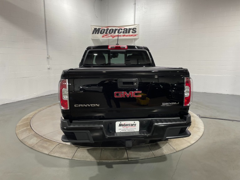 Used-2018-GMC-Canyon-Denali-4x4